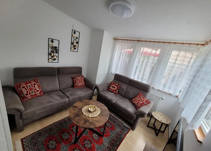 Ferienhaus Larina